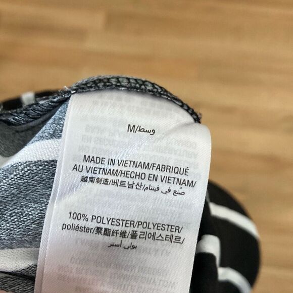 INC International Concepts Cropped Slacks/Pant with Tie Front Size Medium (C18) - Picture 7 of 10